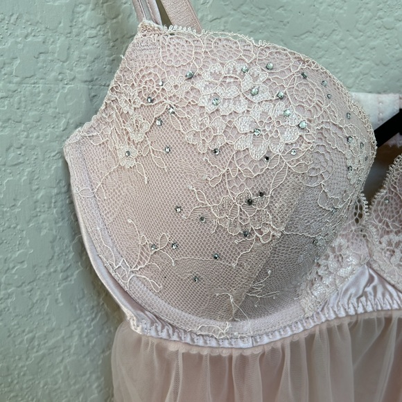 Victorias Secret Blush Babydoll Lingerie - Picture 2 of 8